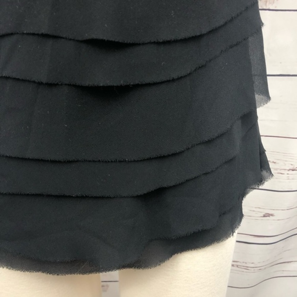 Fond Black‎ Ruffle Tank - Picture 2 of 8